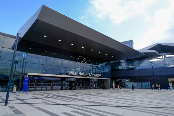 Foto Hauptbahnhof Wien Eingangshallehalle
